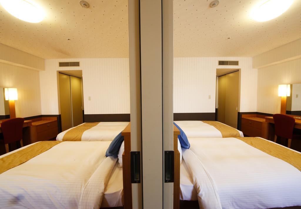 Hotel Keihan Universal City Осака Екстериор снимка