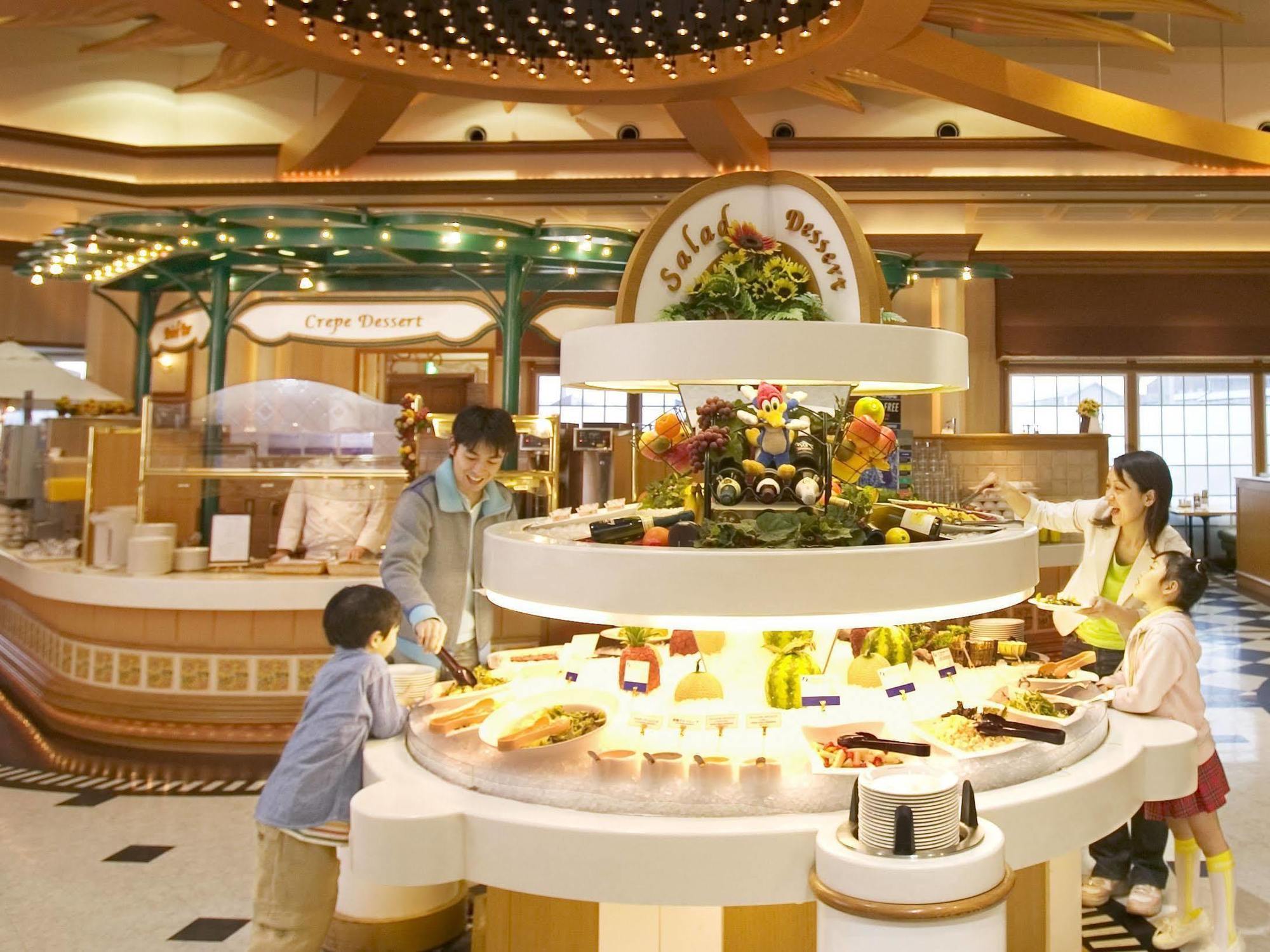 Hotel Keihan Universal City Осака Екстериор снимка