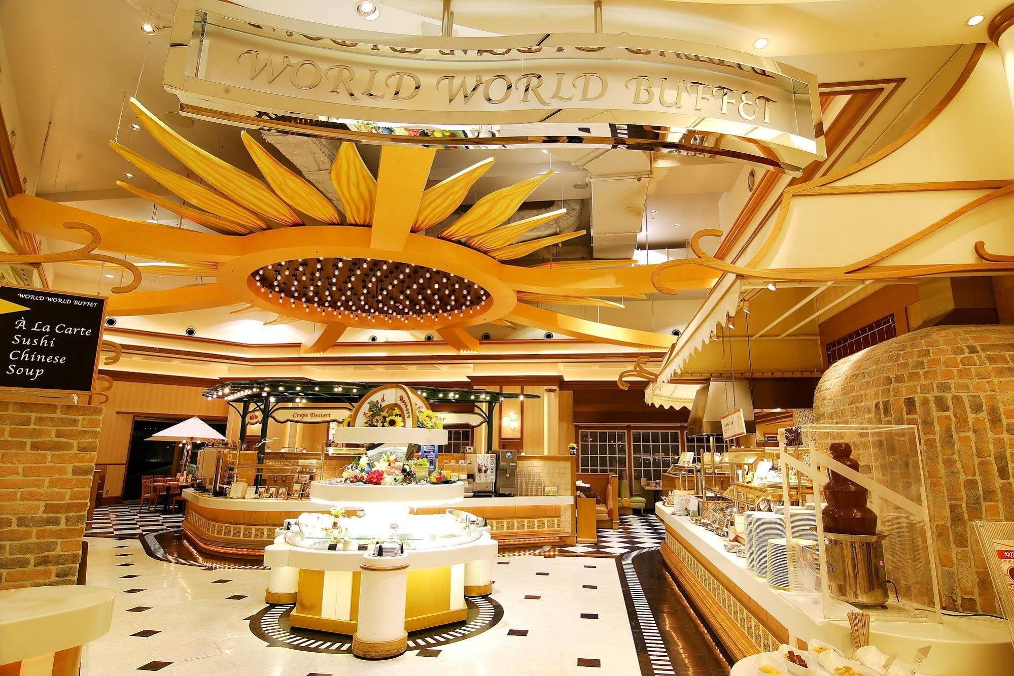 Hotel Keihan Universal City Осака Екстериор снимка
